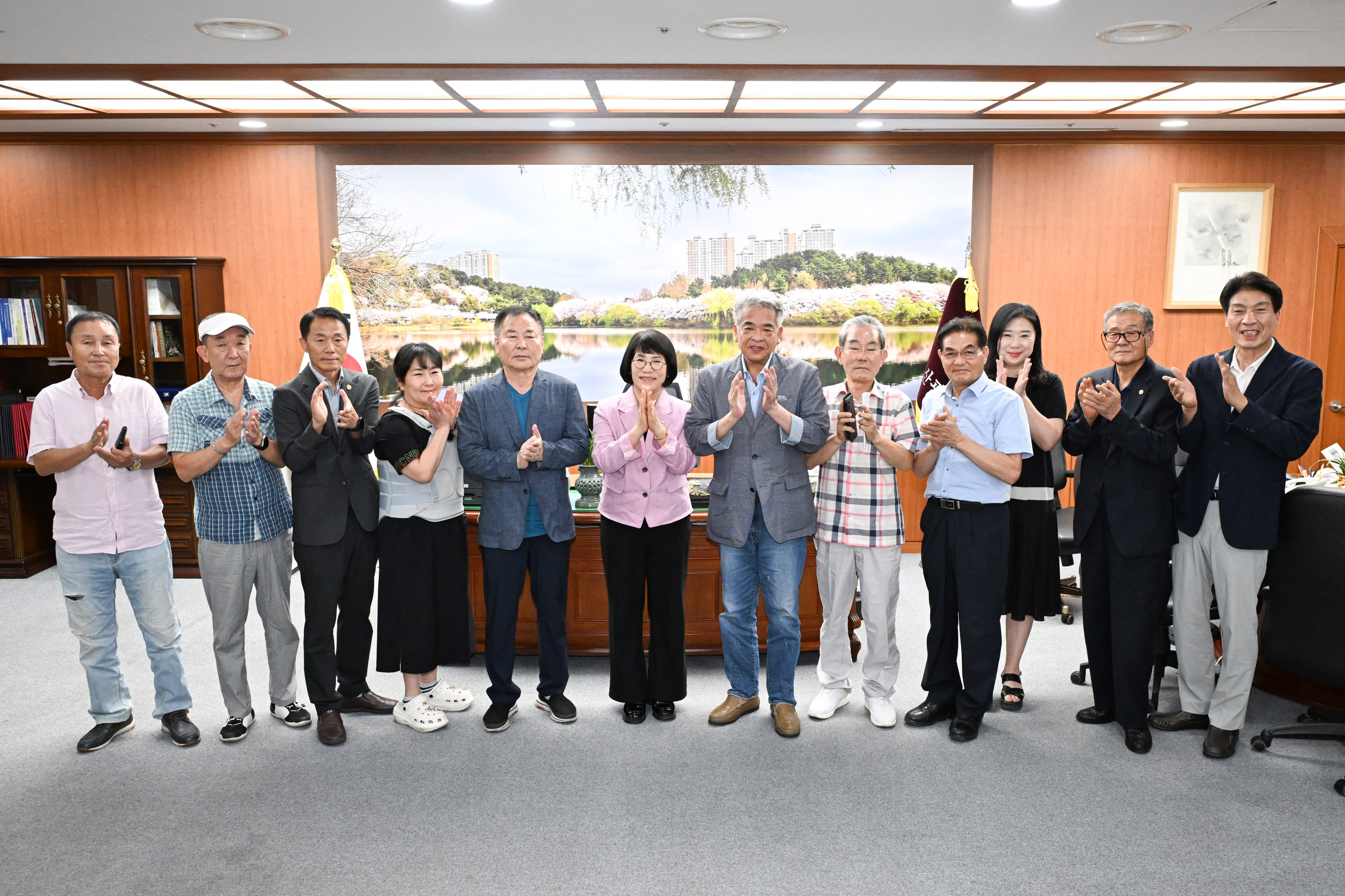 이영해 의장, 울산사회시민단체연합회 임원진 환담