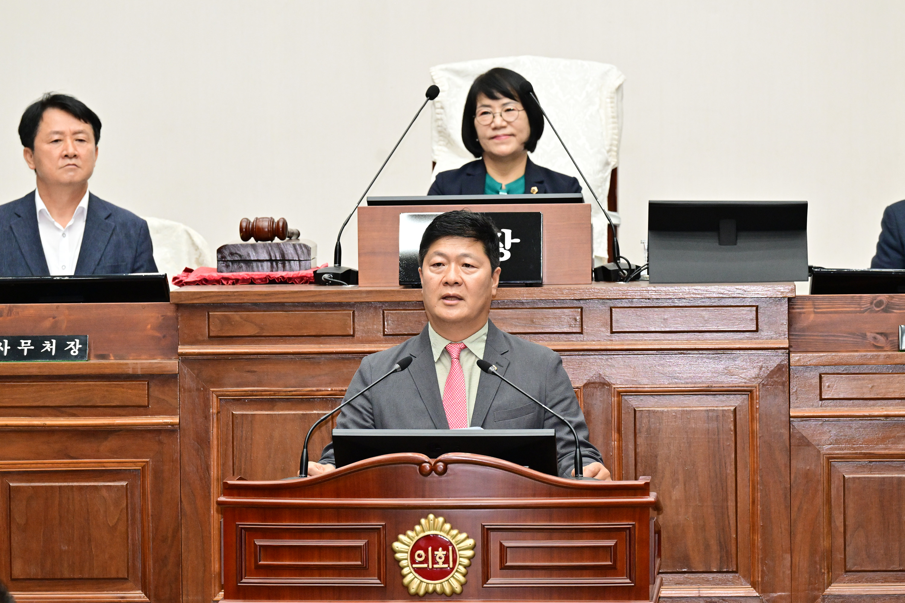 울산광역시의회, 제266회 임시회 제1차 본회의4