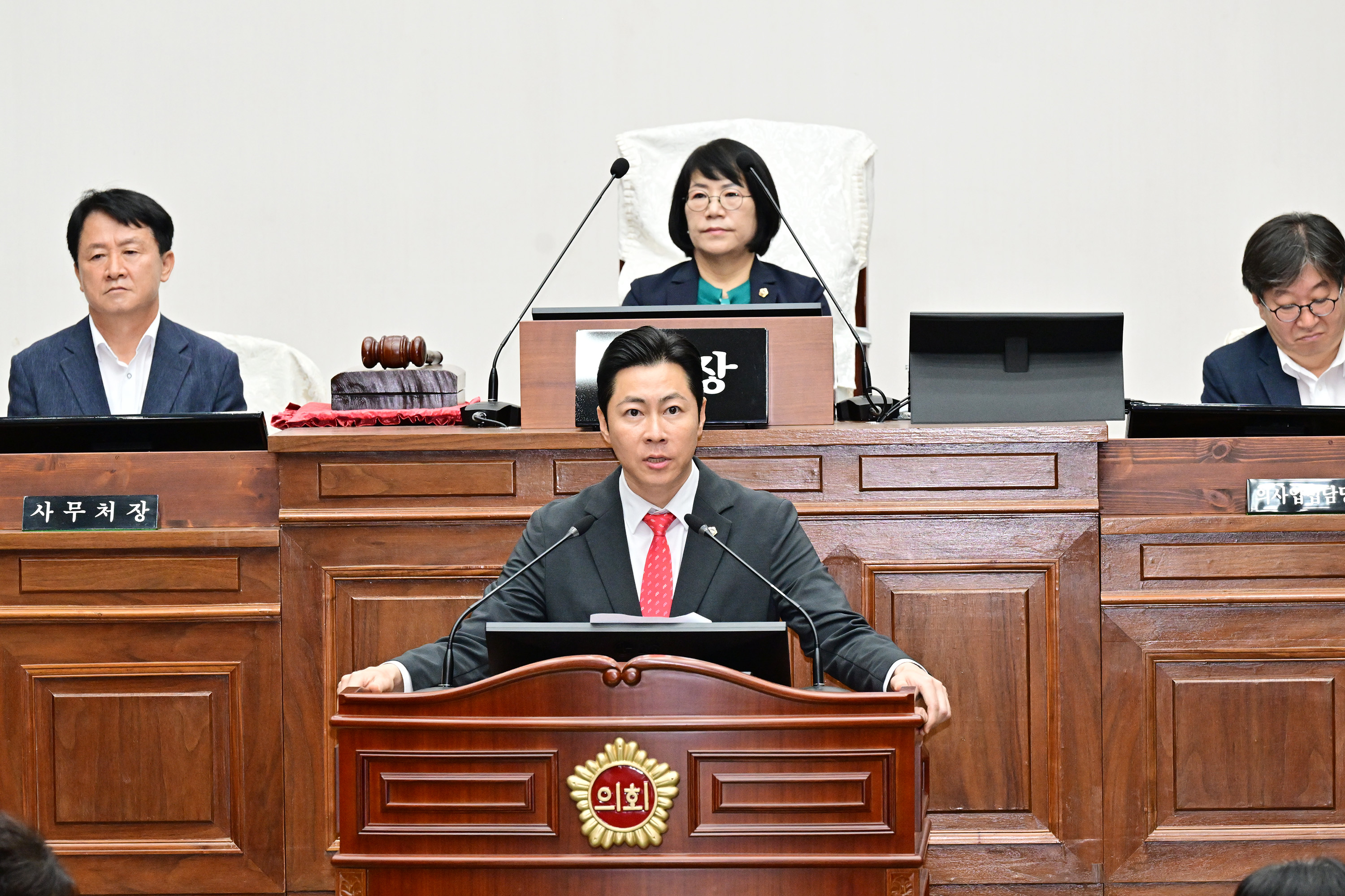 울산광역시의회, 제266회 임시회 제1차 본회의9