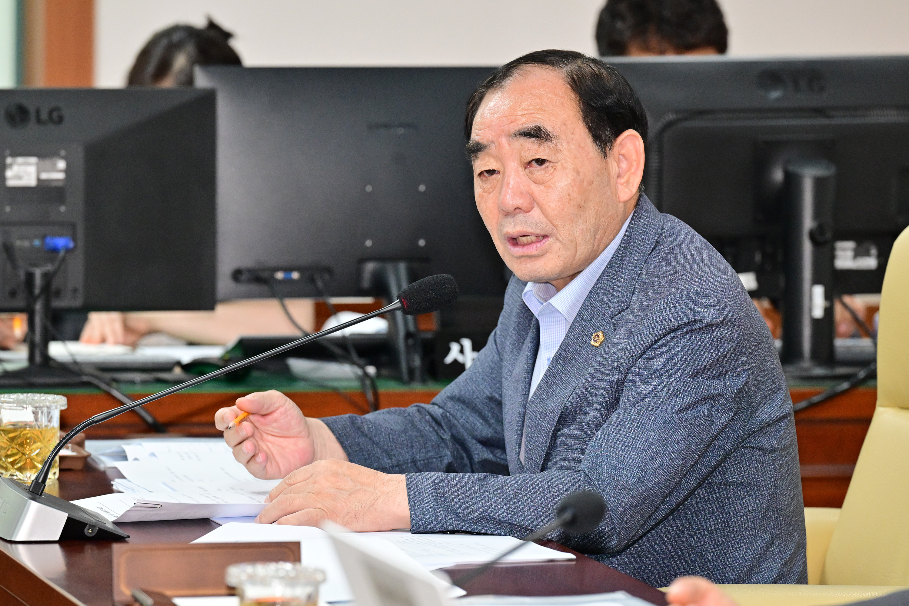행정자치위원회, 울산광역시 행정기구 설치 조례 일부개정조례안 등 심사8