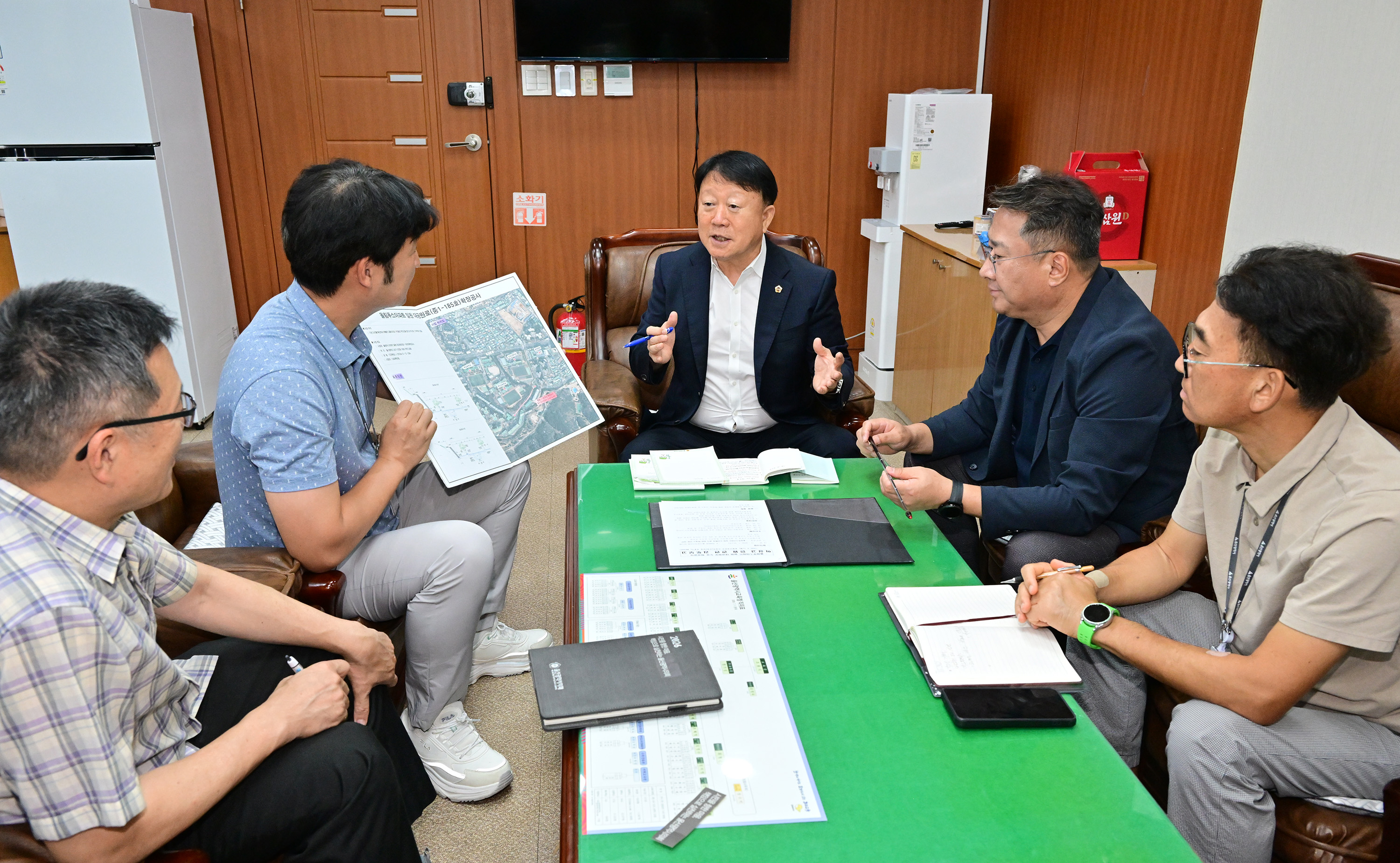 박용걸 예산결산특별위원장, 대공원로 확장공사 현안점검 간담회5