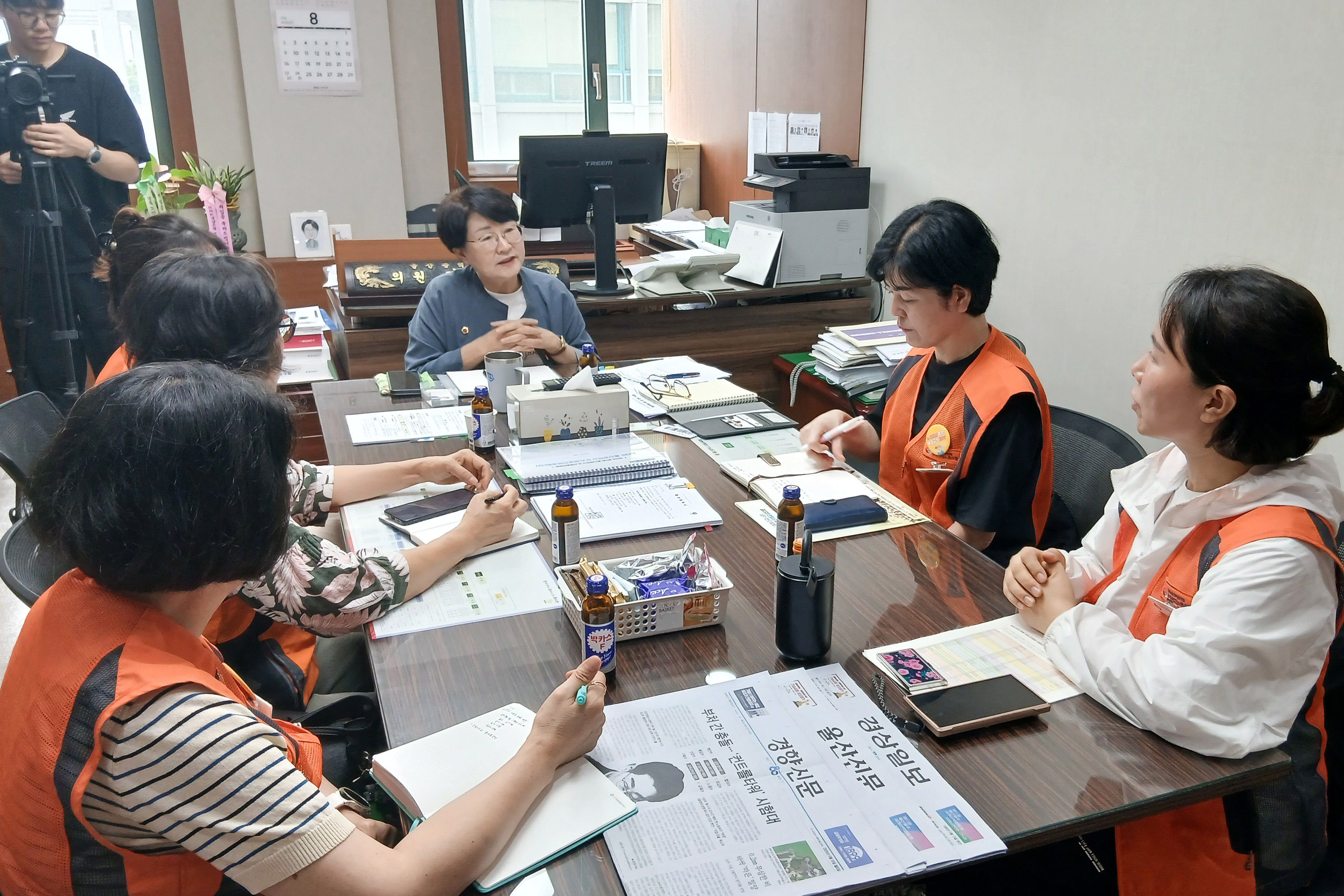이은주 의원, 아이돌봄노조 및 노인생활지원사노조 관련 간담회2