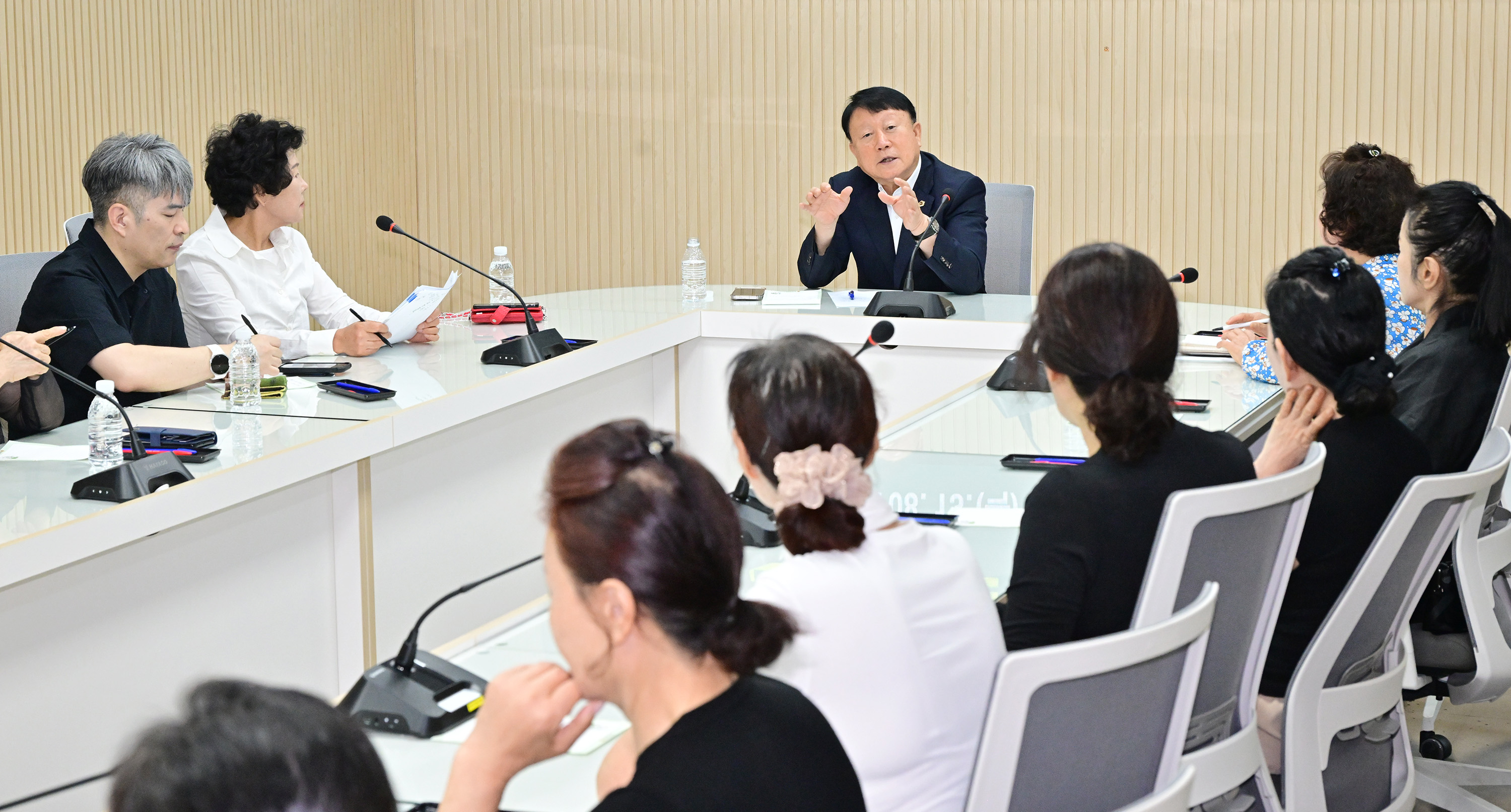 박용걸 예산결산특별위원장, 신정동 주민 고충 민원 청취 간담회2