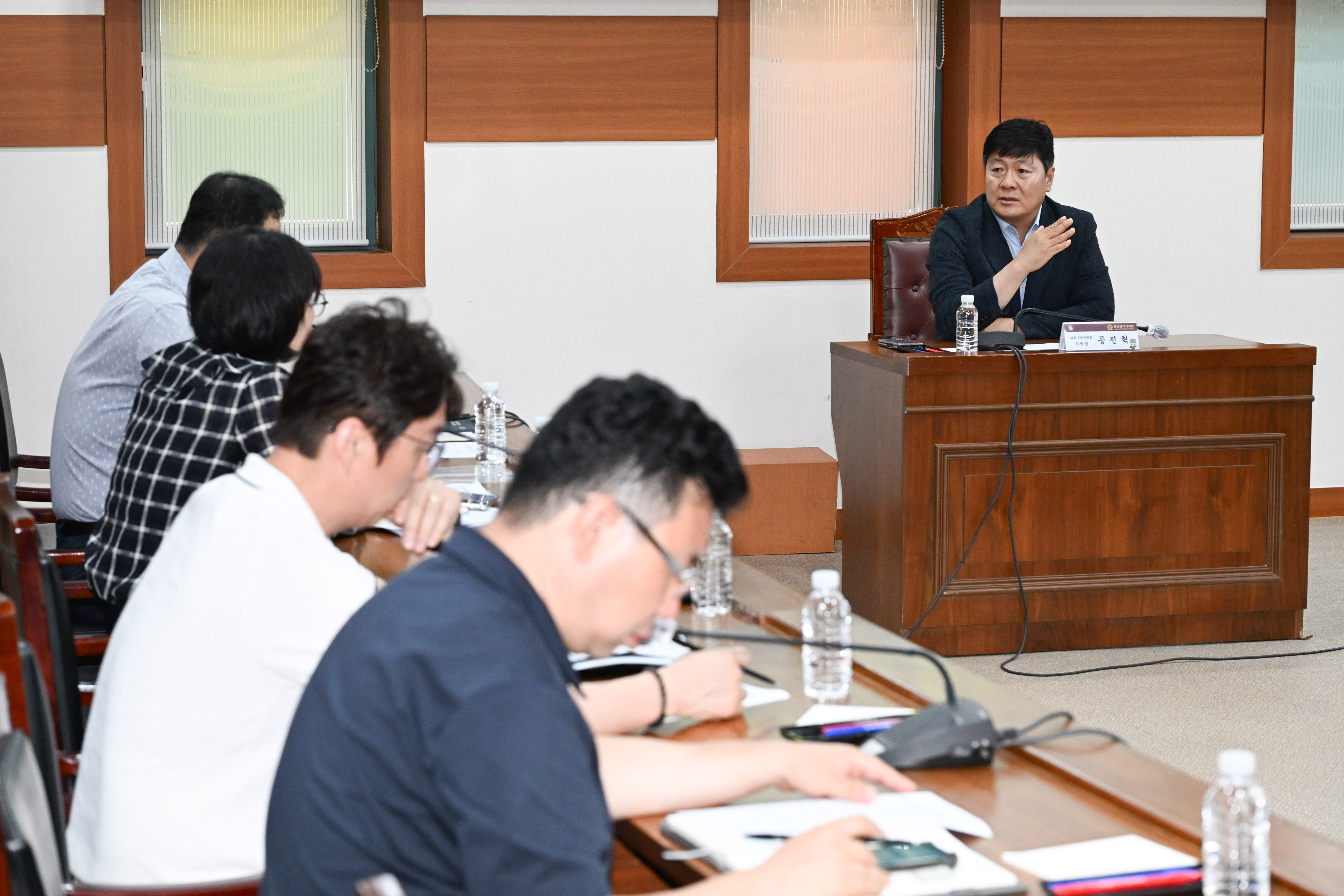 공진혁 의회운영위원장, 울주군 한우축제 활성화 간담회8
