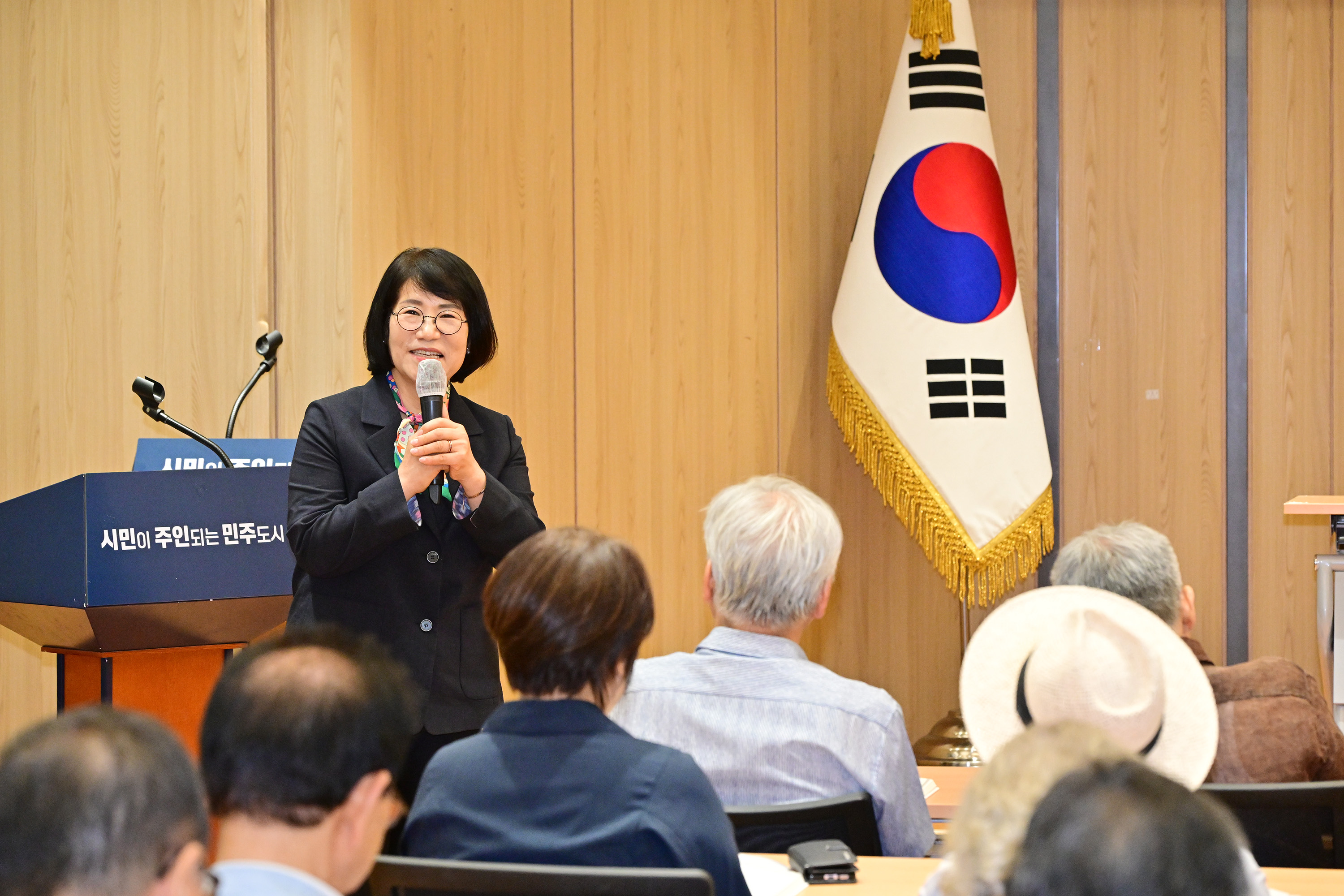 이영해 의장, 울산 문인협회 제 60주년 기념 문집 발간 및 북토크4