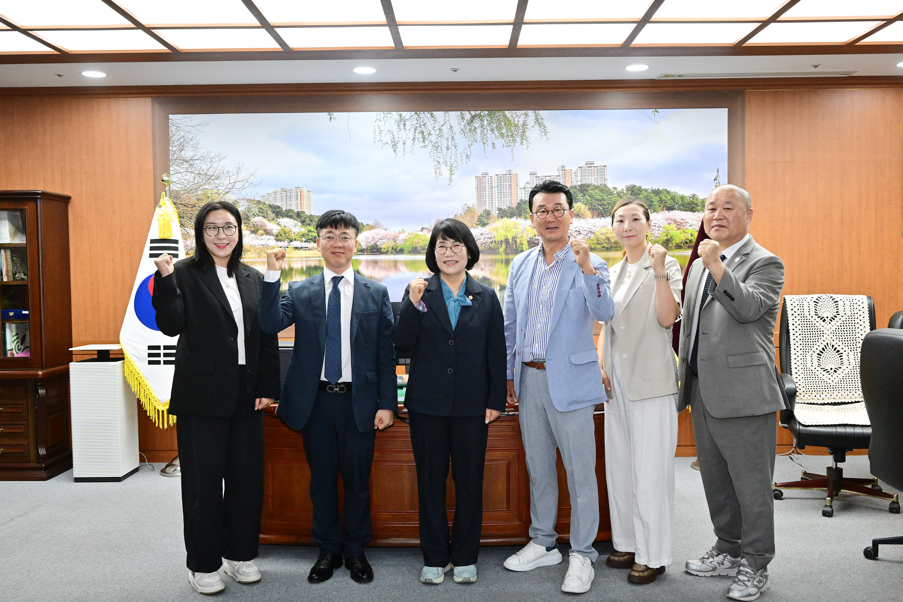 이영해 의장, 강북 학교운영위원장협의회 환담1