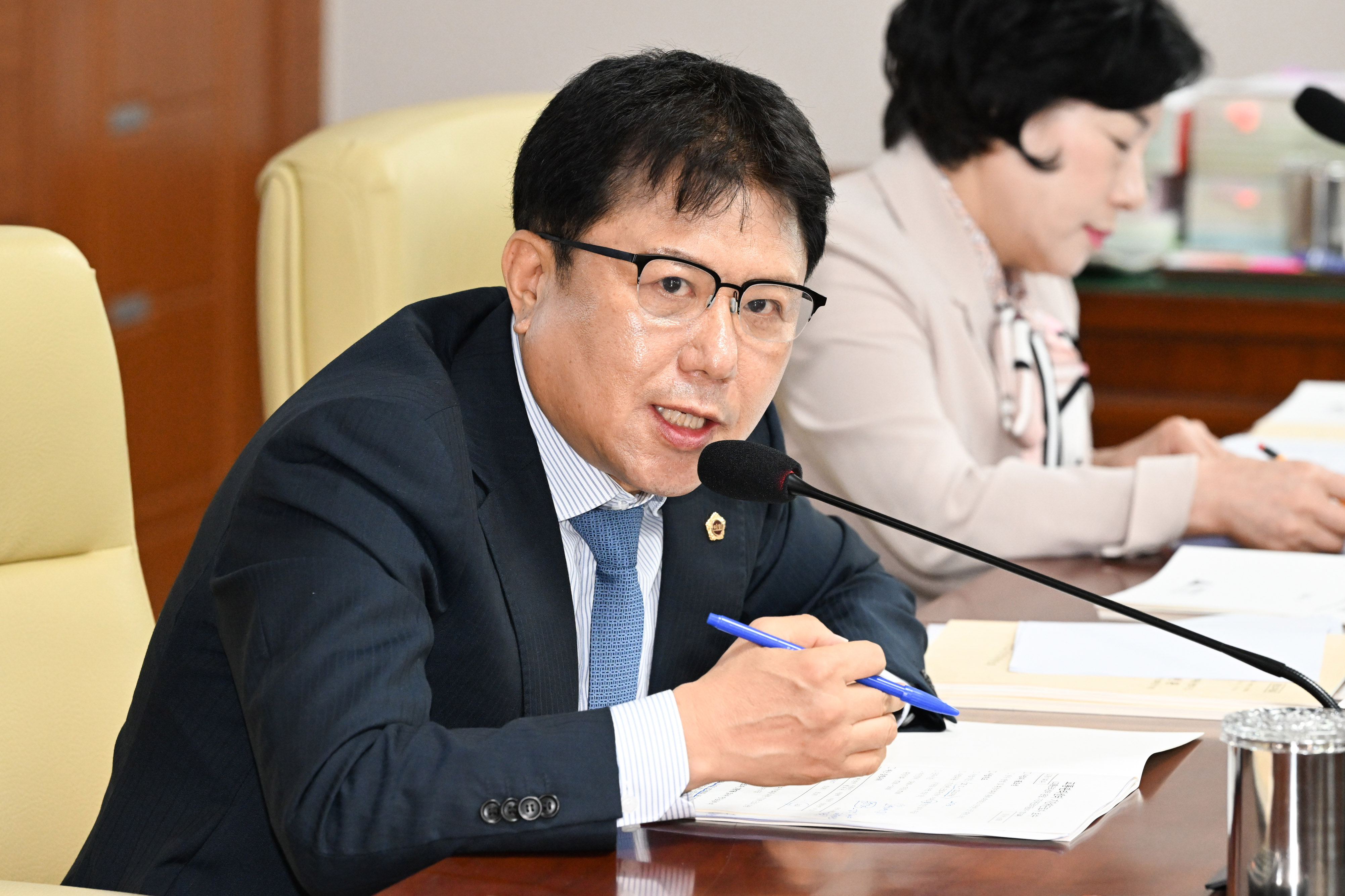산업건설위원회, 교통국 소관 2025회계연도 결산 및 2026년도 제3회 울산광역시 추경예산안 에비 심사6