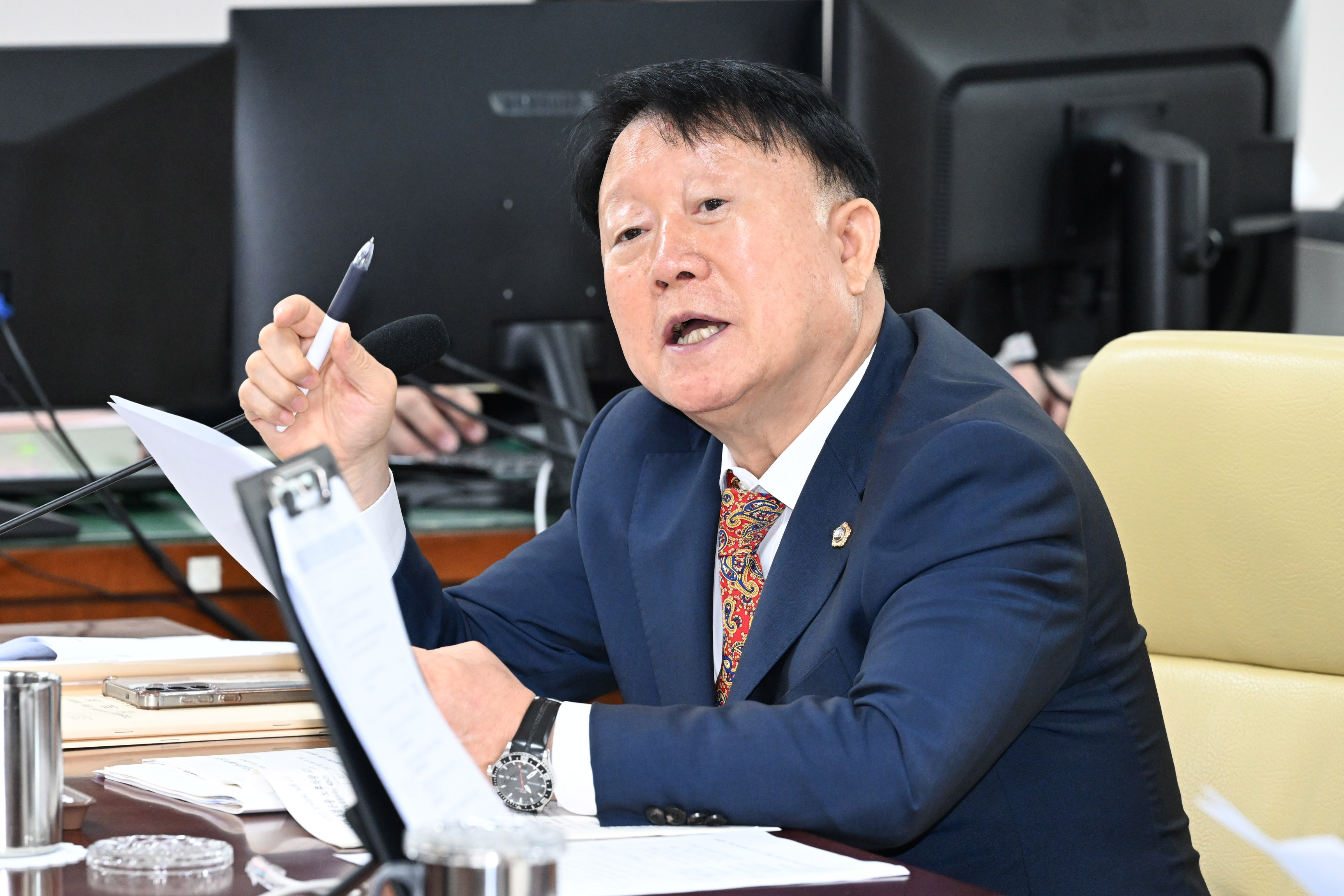 산업건설위원회, 교통국 소관 2025회계연도 결산 및 2026년도 제3회 울산광역시 추경예산안 에비 심사8