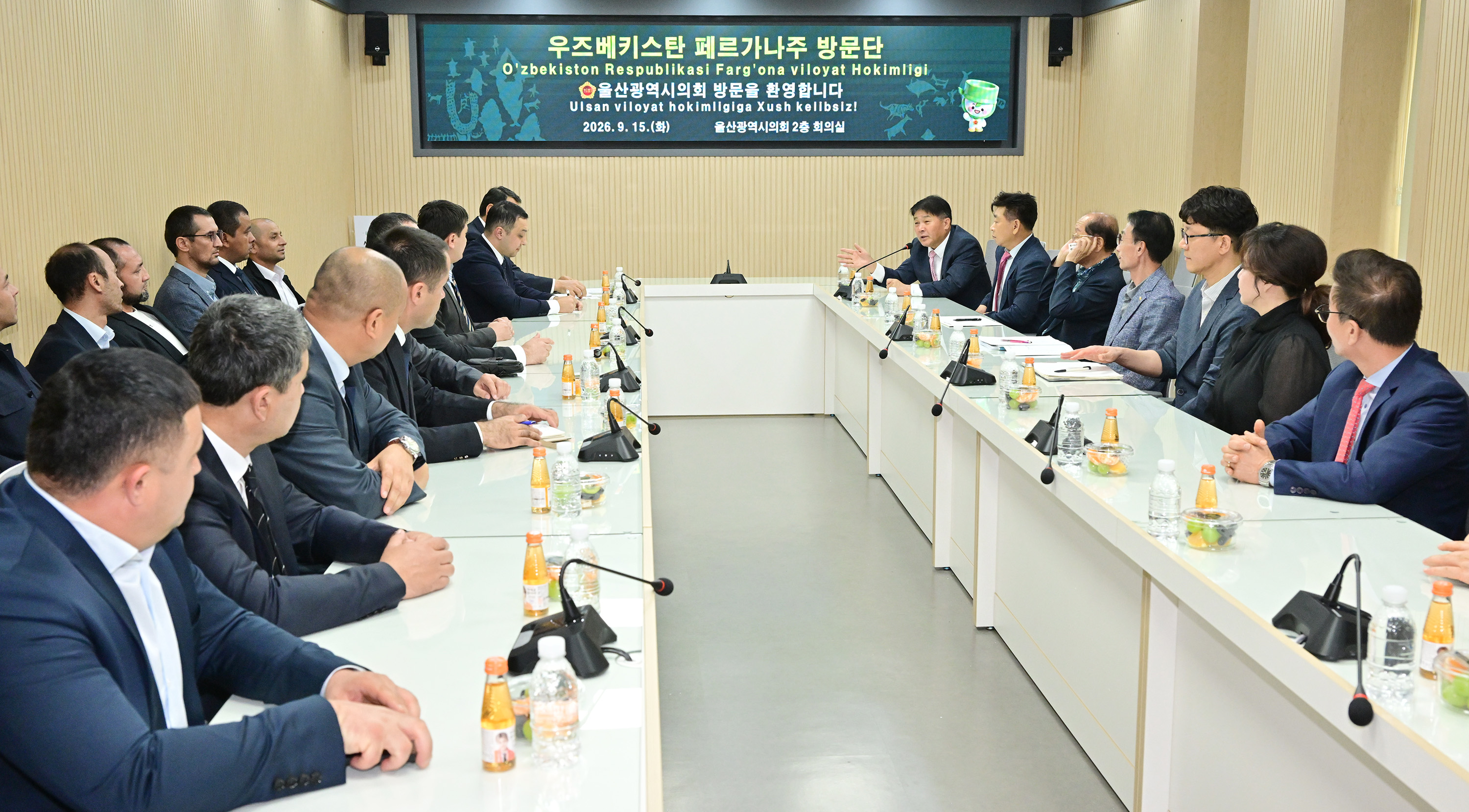 이영해 의장, 우즈베키스탄 페르가나 주지사 환담9